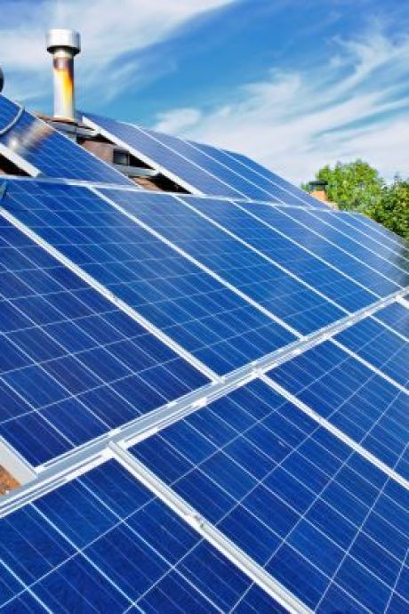 Placer des panneaux photovoltaïques sur votre toit? 10 choses à savoir