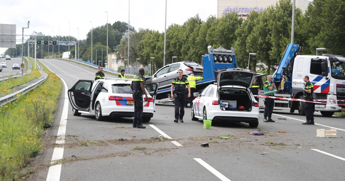 Update: Politie zoekt bloedende man die in gezicht is geslagen in Vught .