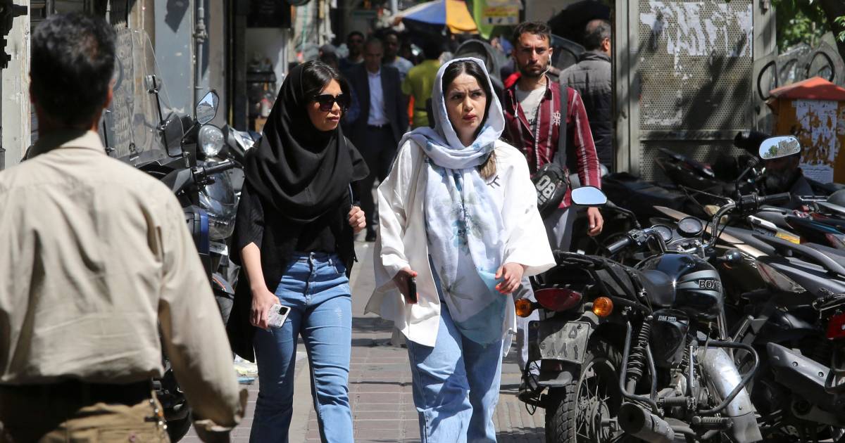 Iranian women without headscarves receive warning messages from the police |  Iran