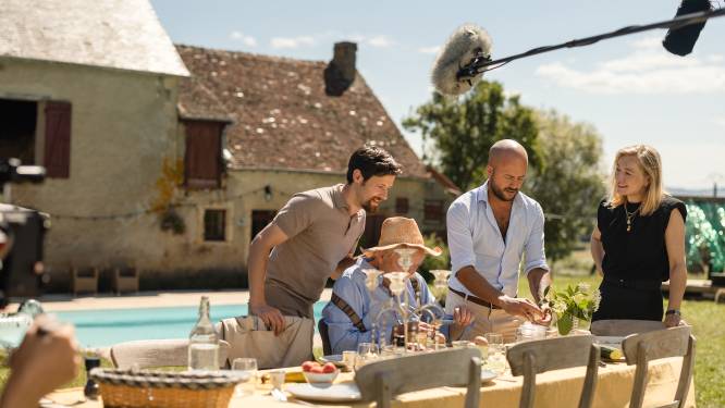Carolien Spoor maakt met man en bevriende acteurs film op Franse platteland: ‘Dit is een enorme luxe’