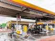 Een brandende auto vlakbij tienduizenden liters benzine: levensgevaarlijke mix?
