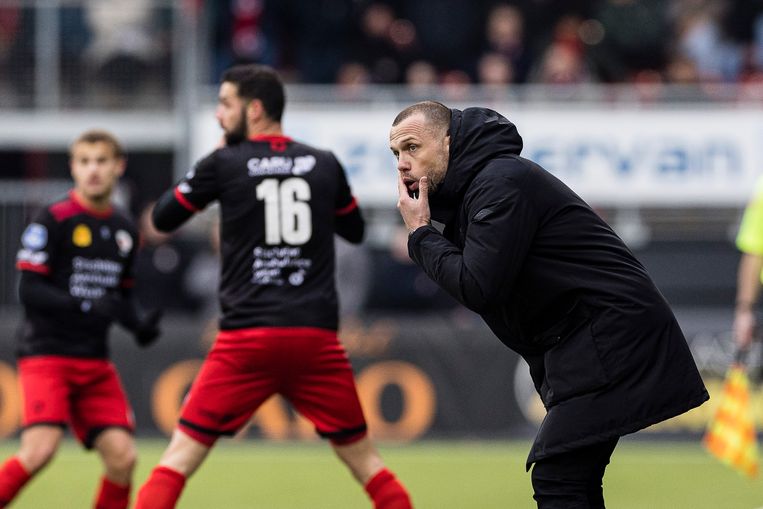 Heitinga maakte zondag een einde aan de dramatische reeks van Ajax door met 4-1 van Excelsior te winnen. Beeld Pro Shots / Toin Damen