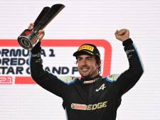 Alonso (40) glimt van oor tot oor na eerste podiumplek in zeven jaar