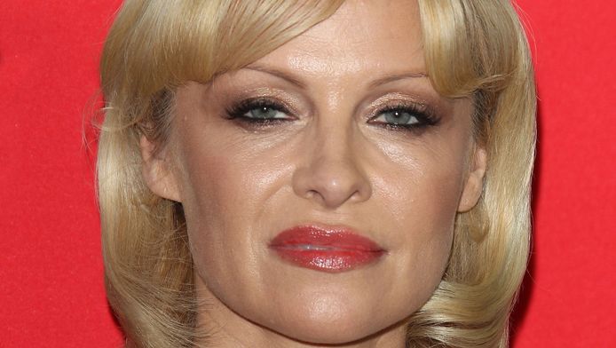 Pamela Anderson Getekend Door Zoveelste Echtscheiding | Sterren | Ad.Nl