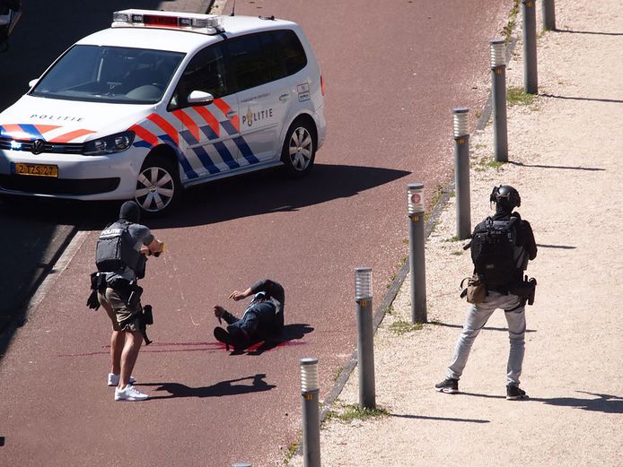 Malek F. is neergeschoten door de politie Den Haag. De dader werd onder meer met een taser bewerkt.
