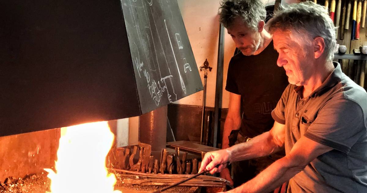 'Kleien met warm ijzer' in Den Hout | Oosterhout | bndestem.nl - BN DeStem