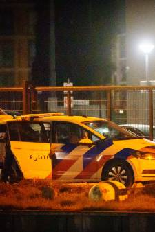Wapen onder zijn jas, maar man (39) ontkent dat hij Utrechtse kroeg op wilde blazen: ‘Ogen zijn geopend’