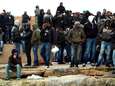 Des milliers de Tunisiens débarquent en Italie, l'état d'urgence proclamé