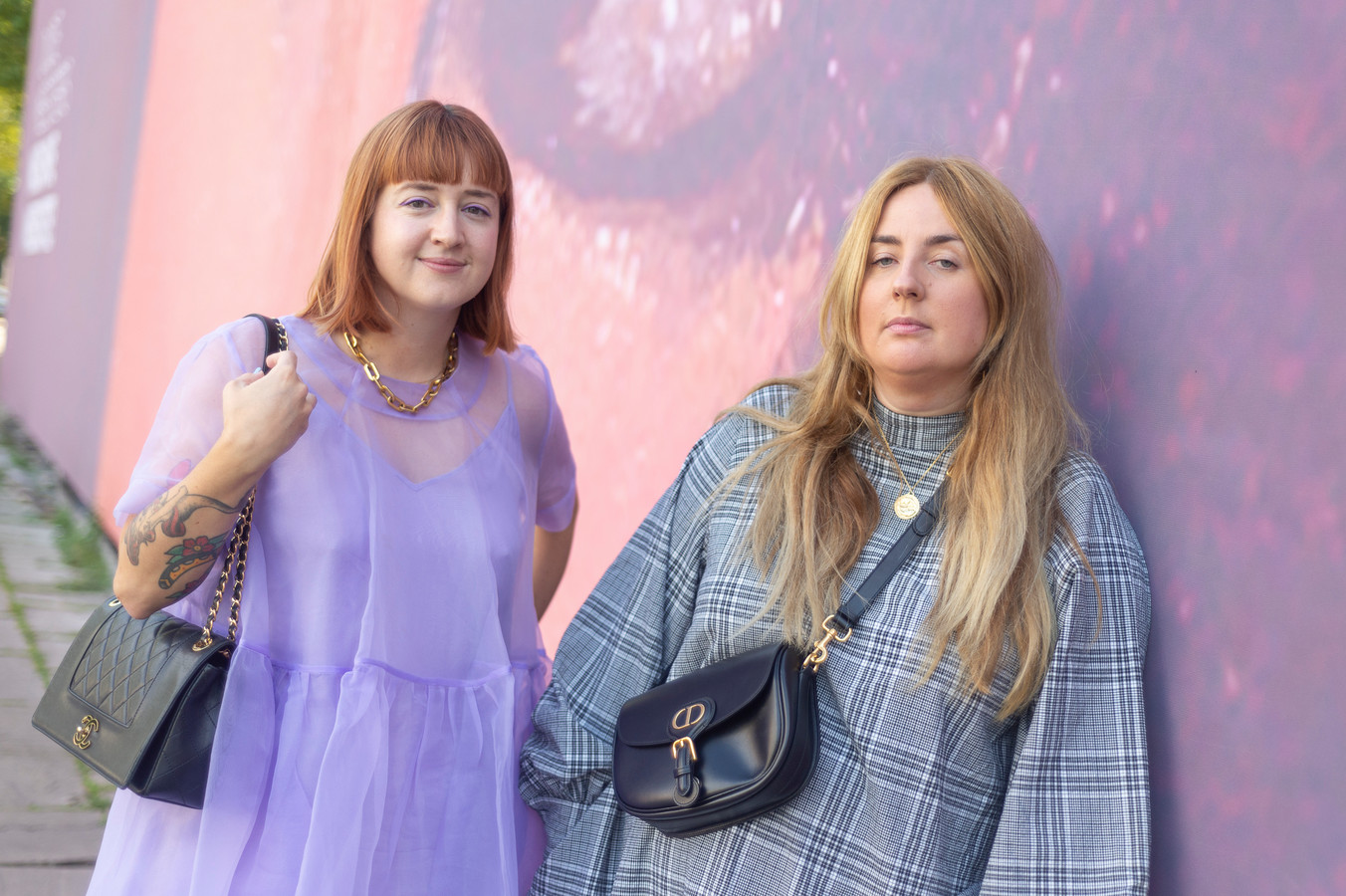 Modejournalistes Catherine en Elspeth schrijven boek over de do’s en
