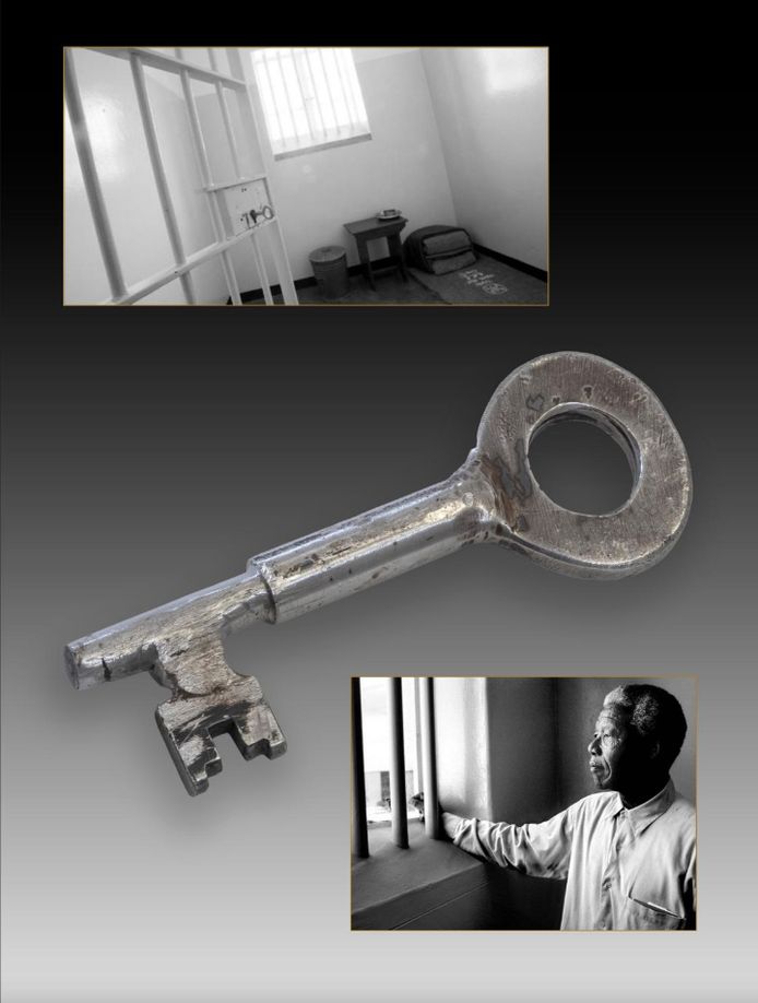 Pronkstuk van de veiling: de sleutel van de Mandela's celdeur op Robbeneiland.