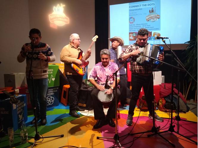 November Wereldmaand: wereldcafé tot theaterstuk in eerste week.