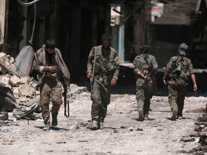 Syrisch leger zegt stad Manbij te hebben ingenomen na vraag om hulp van de Koerden, Amerikanen ontkennen