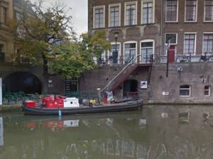 Werftrap bij Stadhuisbrug afgesloten: ‘Nu geen acuut instortingsgevaar’