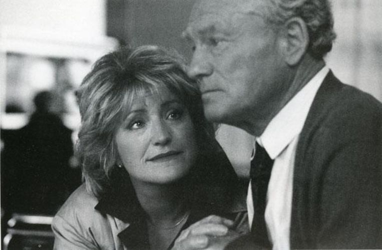 Jasperina de Jong en Max Croiset in Vroeger is Dood. Beeld  