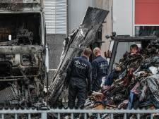 Vrachtwagenbrand waarbij chauffeur zwaargewond raakte blijkt aangestoken