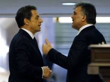 Sarkozy vexe la Turquie avec un gros chewing-gum