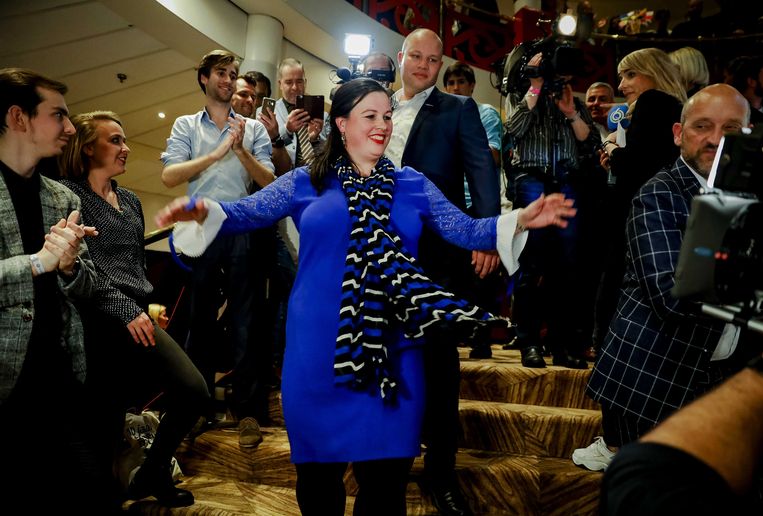 Fractievoorzitter Annabel Nanninga van Forum voor Democratie (FvD) tijdens de uitslagenavond van de Provinciale Statenverkiezingen en de waterschapsverkiezingen. Beeld ANP