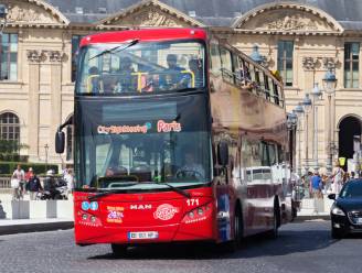 Toeristenbus verplettert bestuurder tijdens verhitte verkeersruzie in hartje Parijs