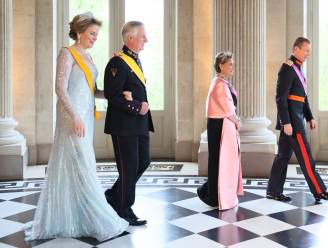 IN BEELD. Koningin Mathilde schittert in nieuwe galajurk tijdens staatsbanket