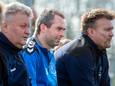 Roy Zweverink (m) op de bank bij Klarenbeek.