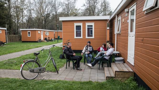 Uitzendbureau heeft groot probleem als 150 migranten van park Peter Gillis op straat staan: ‘Dan moeten we ze terugsturen’