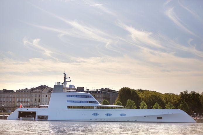 Le yacht du milliardaire russe Andrey Melnichenko