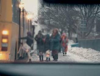 Ophef in Zweden: islamitische 'zedenpolitie' verplicht meisjes om achteraan in schoolbus te zitten