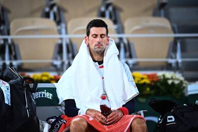 Djokovic mystérieux sur sa blessure: “Il s'est passé des choses à l'échauffement”