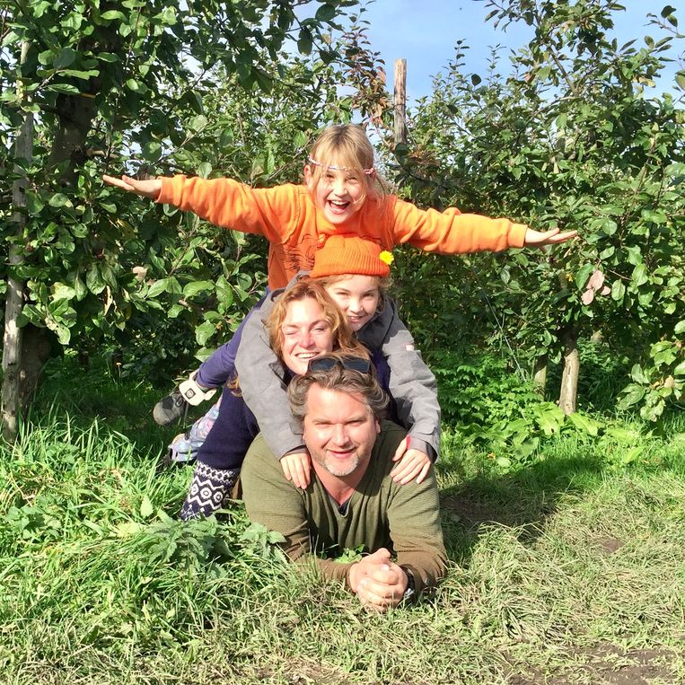 Milo Rietvelt met zijn nog jonge gezin in 2015. Beeld