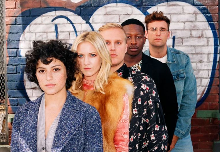 Search Party Beeld Streamz