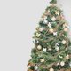 Verjaagd uit de woonkamer: wat doen we met de oude kerstboom?