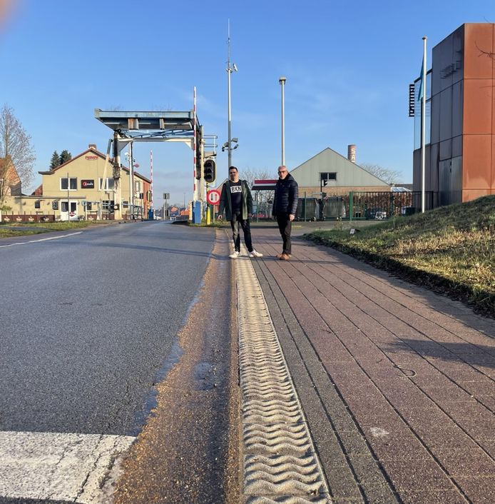 Jack Jacobs en Jeroen Ooms vragen om de stopstreep te verleggen.