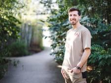 “7.000 dieren, maar ik zie ze allemaal even graag”: de nieuwe arts van de Antwerpse zoo is Jonas (33), alias  ‘de dierenverdovingsarts’