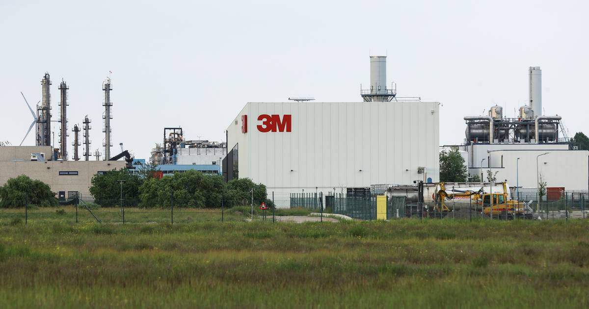 Provincie Verstrengt Vergunningsvoorwaarden Chemisch Bedrijf 3m Pfas Concentraties In Afvalwater Moeten Teruggeschroefd Worden Zwijndrecht Hln Be