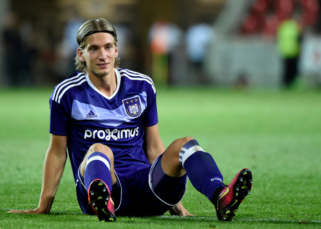 RSC Anderlecht Players Slideshow Quiz - By alex_1356