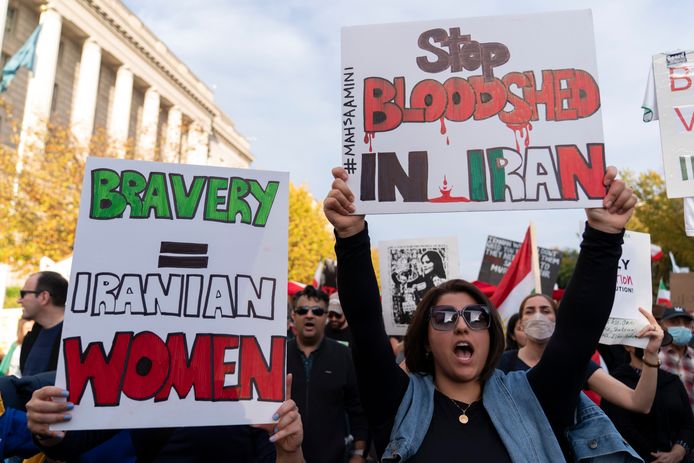 Demonstranten tijdens een steunmars voor Iraanse demonstranten in Washington.