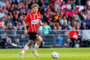 Ritsu Doan in mei, nog in het shirt van PSV.