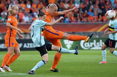 Pas laat duidelijkheid over fitheid Van der Gragt voor halve finale