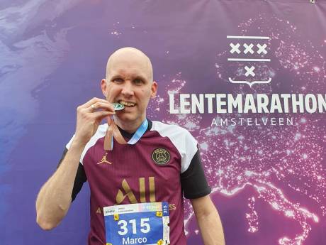 Woerdenaar Marco Gerling (42 jaar en 195 dagen oud) loopt binnen vier uur de marathon (42 kilometer en 195 meter)