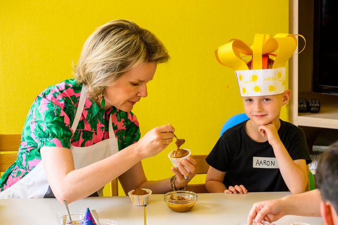 Koningin Mathilde op bezoek in De Kindervriend