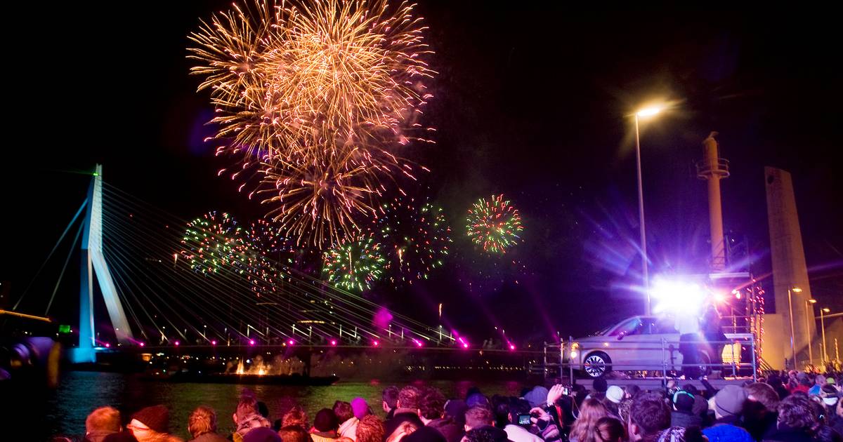 Aboutaleb 'Relschoppers Rotterdam moeten thuisblijven met Oud en Nieuw