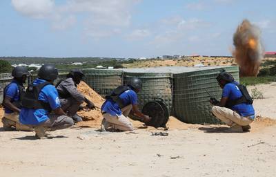 At least 18 dead in bomb attack in Mogadishu