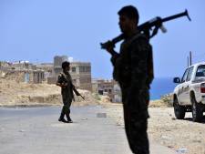 15 soldats et 12 membres d'Al-Qaïda tués au Yémen