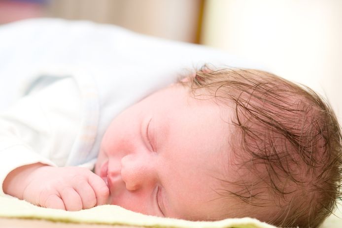 is jouw baby een buikslaper ontdek hier vijf veilige tips familie hln be