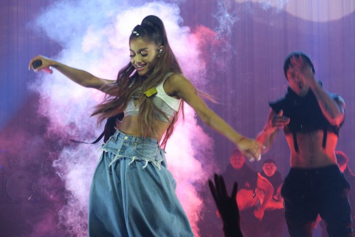 Ariana tijdens haar tour in Los Angeles.