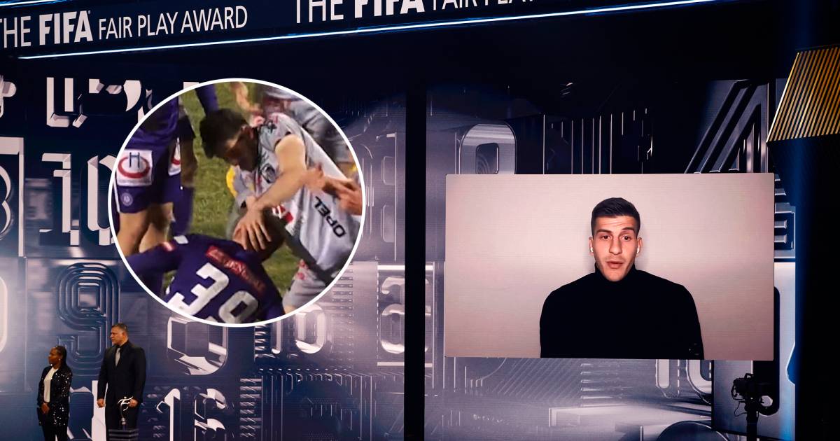 Luka Lochoshvili greep in na dramatische botsing op voetbalveld en krijgt Fair Play Award: ‘Wist wat ik moest doen’.