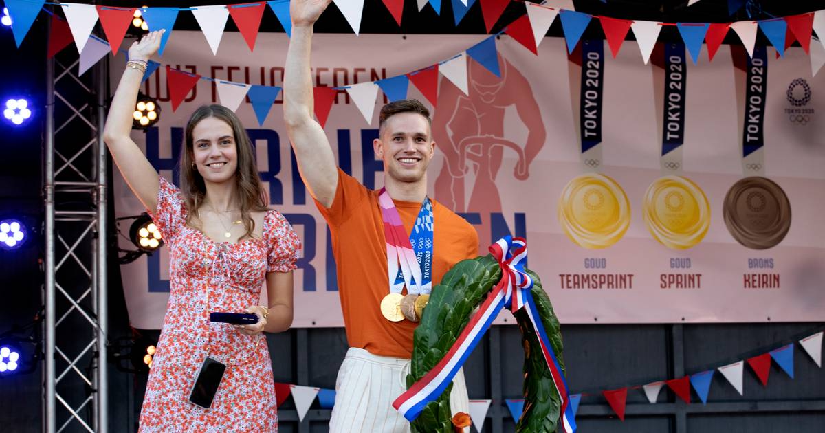 Harrie Lavreysen ereburger van Bergeijk, Luyksgestel supertrots: 'Het is je toch maar gelukt Harrie'