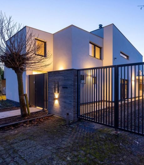 Voetballer Mohamed Ihattaren verkoopt Tilburgse villa al na drie maanden voor fors hogere prijs