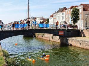 Ga jij de uitdaging aan? Swim to Fight Cancer komt terug naar Middelburg