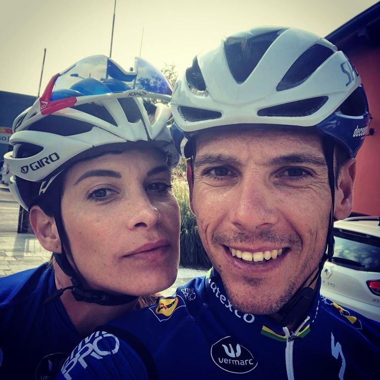 Philippe Gilbert met vriendin Bettina Pesce voor de Ronde van Lombardije. Beeld instagram